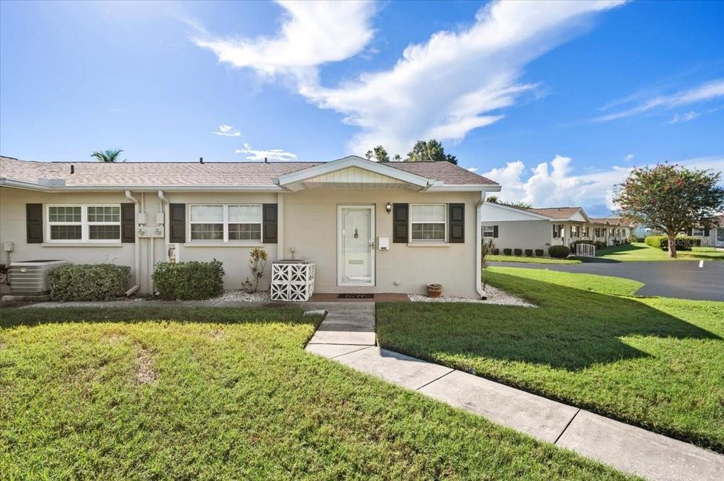 2753 GOLF COURSE DRIVE 104, Sarasota, FL 34234