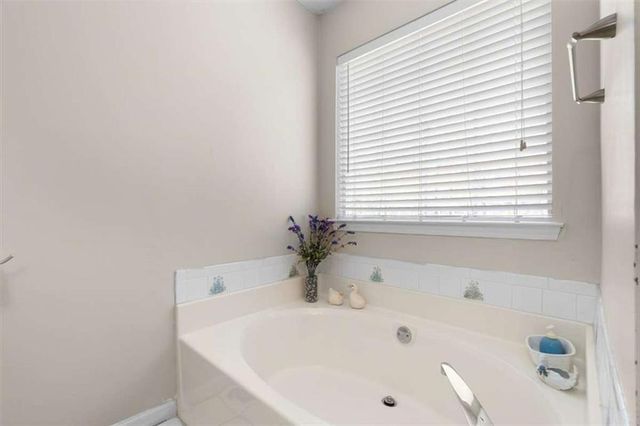 4050 Five Oaks Court, Powder Springs, GA 30127