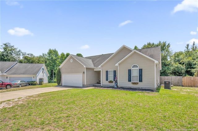 214 Quarry Lane, Raeford, NC 28376