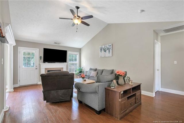214 Quarry Lane, Raeford, NC 28376
