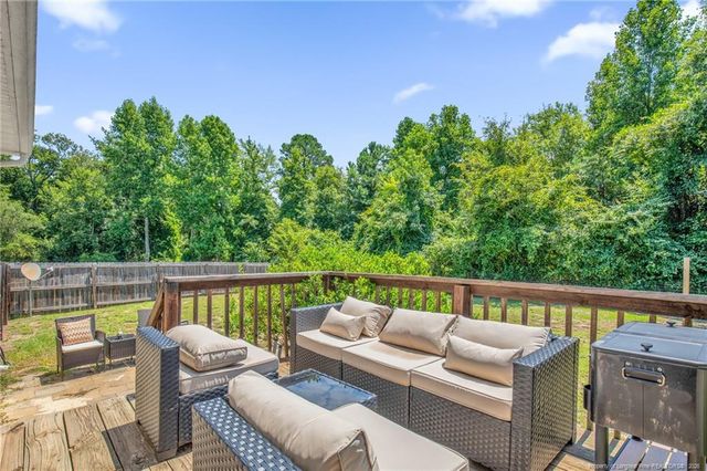 214 Quarry Lane, Raeford, NC 28376