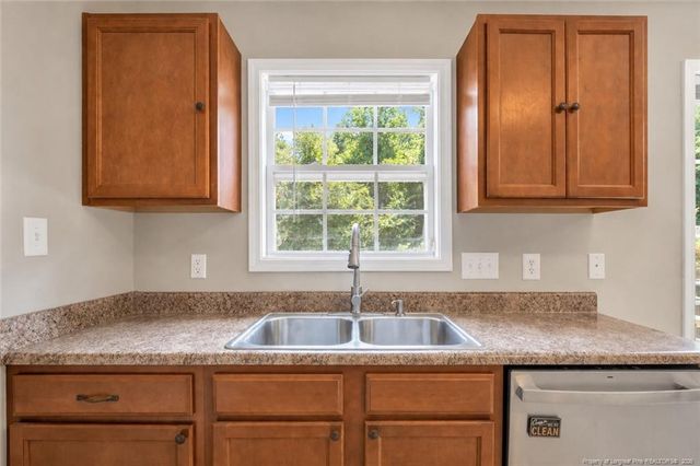 214 Quarry Lane, Raeford, NC 28376
