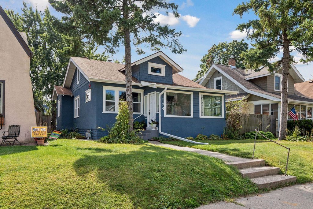 1174 Charles Avenue, Saint Paul, MN 55104