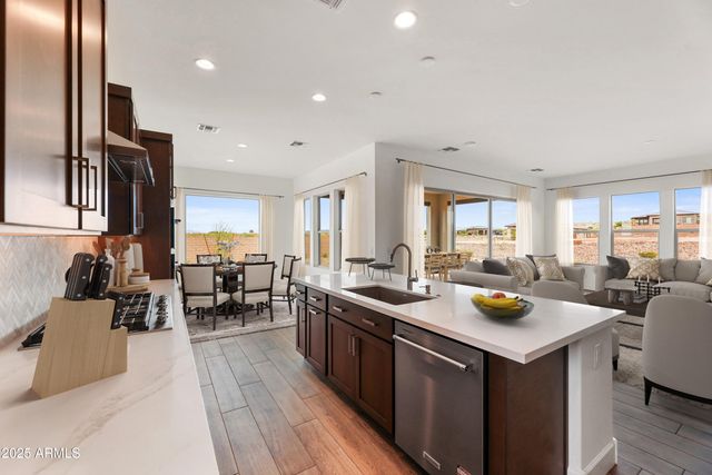 4448 BUCKING BRONCO Road, Wickenburg, AZ 85390