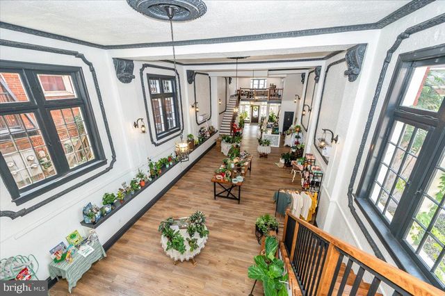 5 N CONOCOCHEAGUE ST, Williamsport, MD 21795