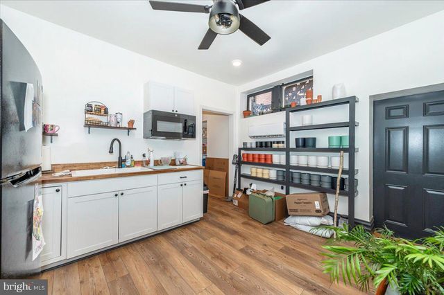 5 N CONOCOCHEAGUE ST, Williamsport, MD 21795