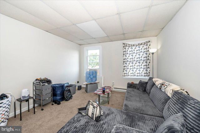 5 N CONOCOCHEAGUE ST, Williamsport, MD 21795