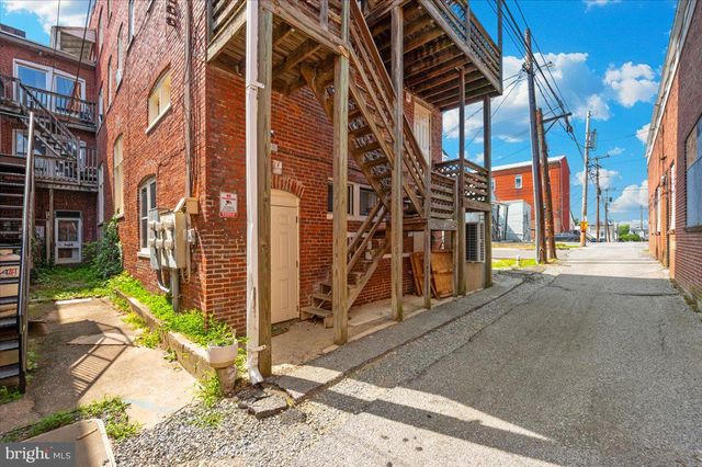 5 N CONOCOCHEAGUE ST, Williamsport, MD 21795