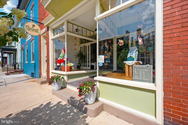 5 N CONOCOCHEAGUE ST, Williamsport, MD 21795