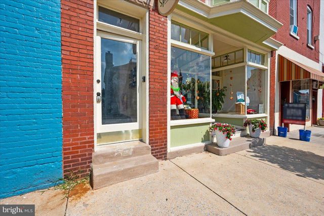 5 N CONOCOCHEAGUE ST, Williamsport, MD 21795