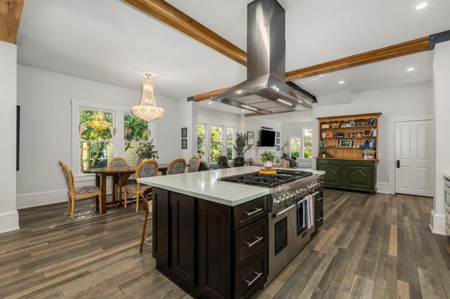 211 Prospect St, Nevada City, CA 95959