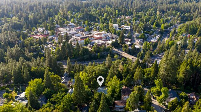 211 Prospect St, Nevada City, CA 95959