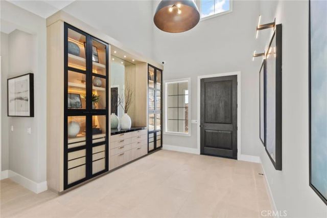 9522 N Andora Avenue, Chatsworth, CA 91311
