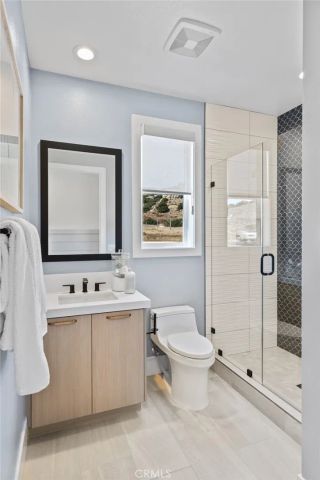9522 N Andora Avenue, Chatsworth, CA 91311