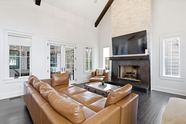 1747 Old Natchez Trce, Franklin, TN 37069