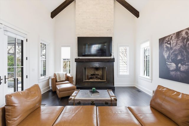 1747 Old Natchez Trce, Franklin, TN 37069