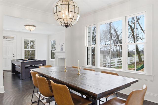 1747 Old Natchez Trce, Franklin, TN 37069