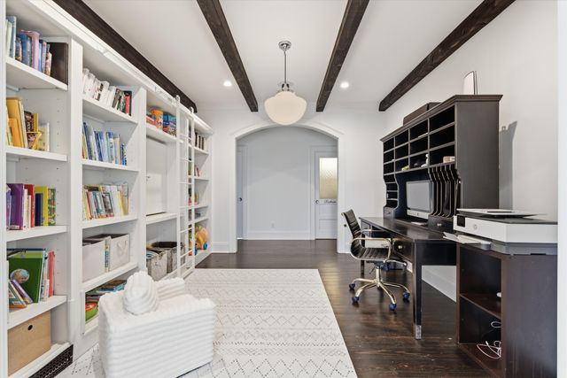 1747 Old Natchez Trce, Franklin, TN 37069