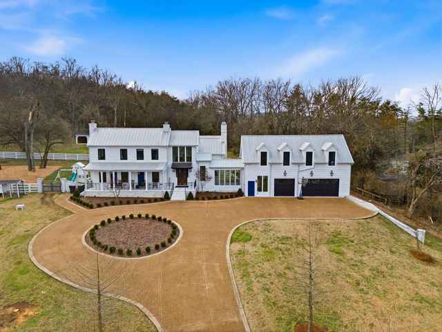 1747 Old Natchez Trce, Franklin, TN 37069