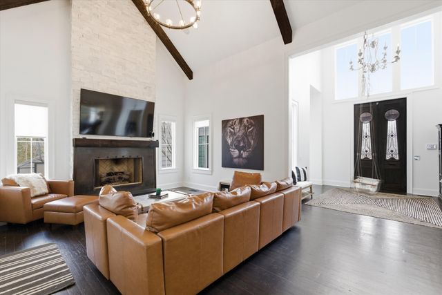 1747 Old Natchez Trce, Franklin, TN 37069