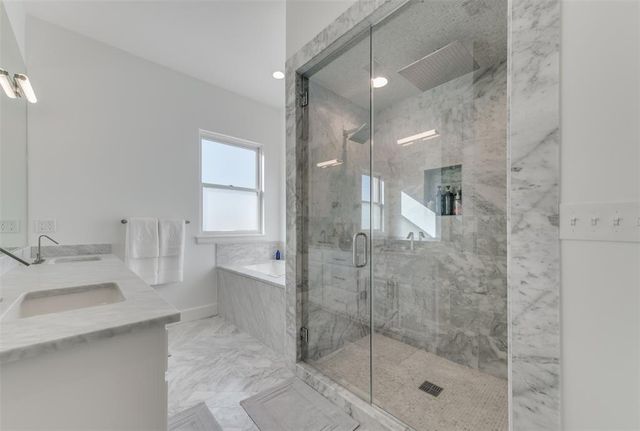 418 NE 2nd Street, Oklahoma City, OK 73104