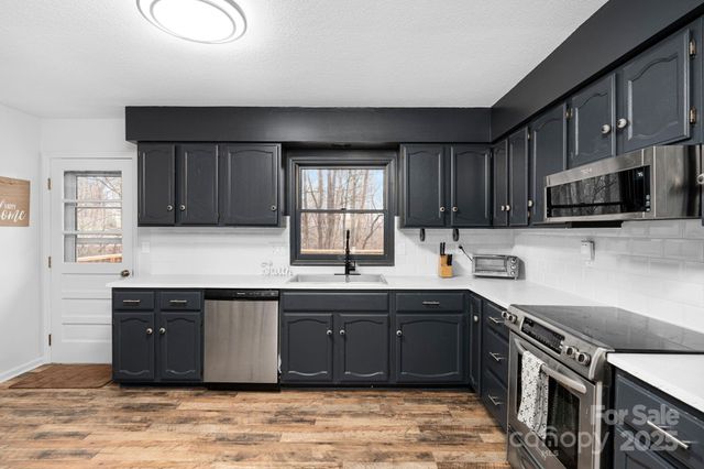 238 Ledbetter Road, Arden, NC 28704