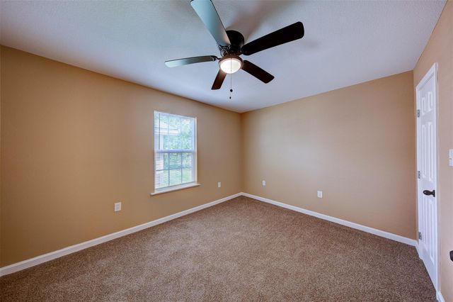 100 18th Avenue N, Texas City, TX 77590