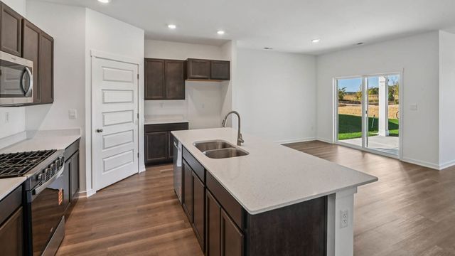 25511 W Thicket Lane, Plainfield, IL 60544