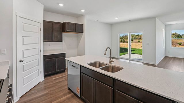 25511 W Thicket Lane, Plainfield, IL 60544