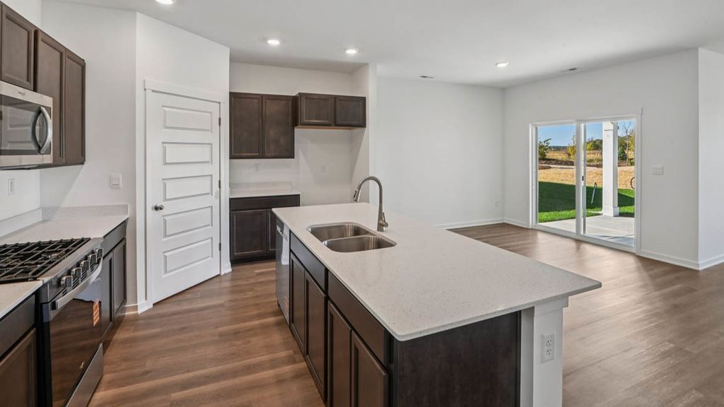 25511 W Thicket Lane, Plainfield, IL 60544 — photo 5