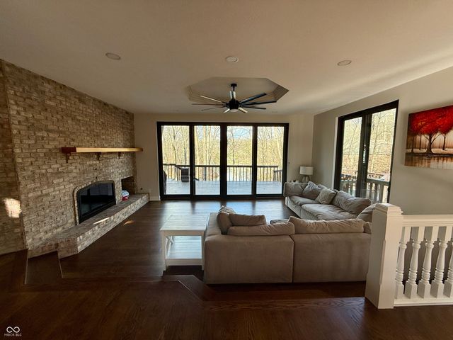 8191 S Bayview Court, Trafalgar, IN 46181