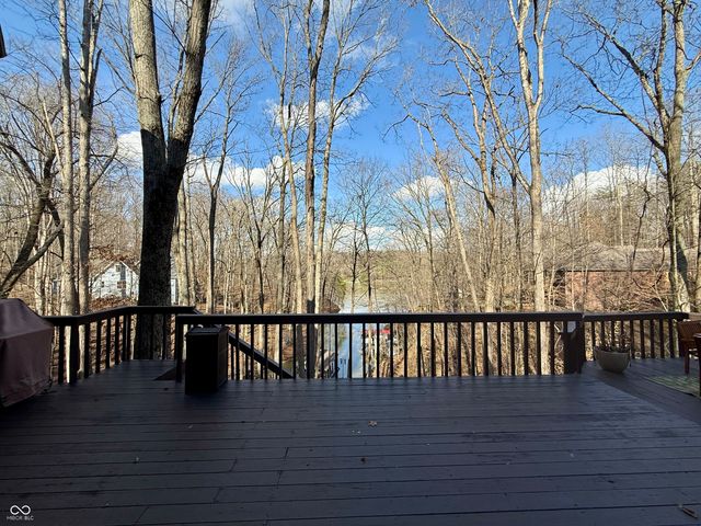 8191 S Bayview Court, Trafalgar, IN 46181