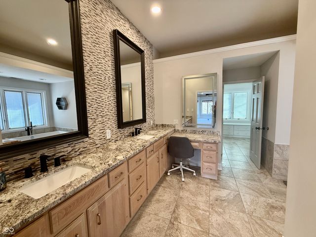 8191 S Bayview Court, Trafalgar, IN 46181