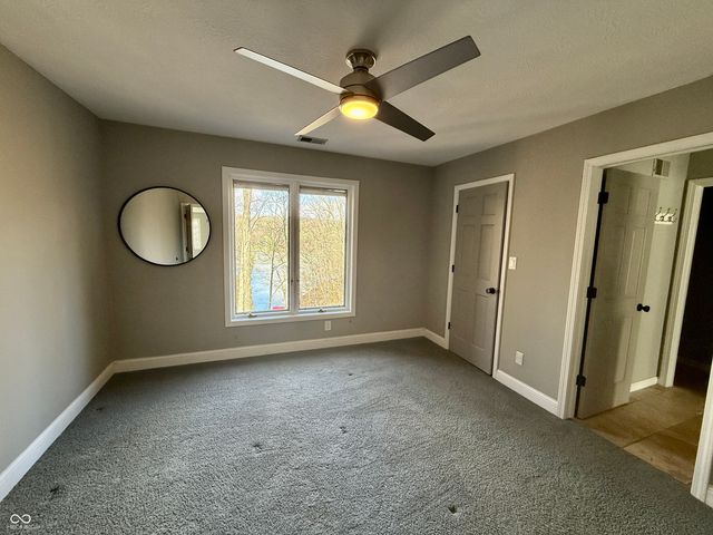 8191 S Bayview Court, Trafalgar, IN 46181