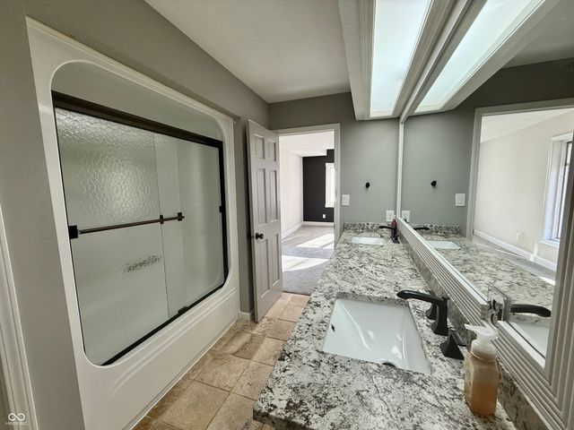 8191 S Bayview Court, Trafalgar, IN 46181