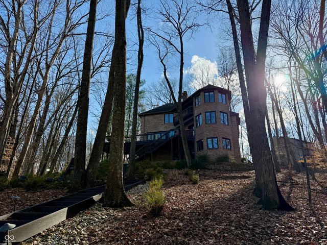 8191 S Bayview Court, Trafalgar, IN 46181