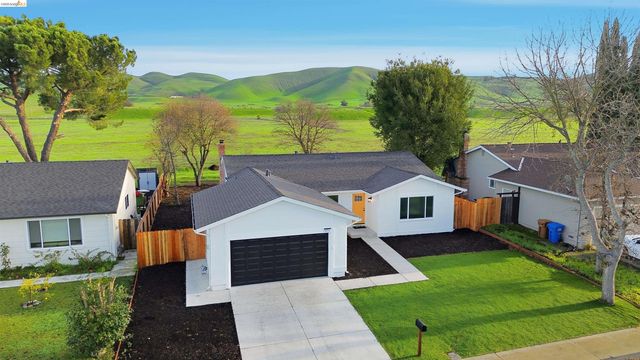 1832 Elkwood dr, Concord, CA 94519