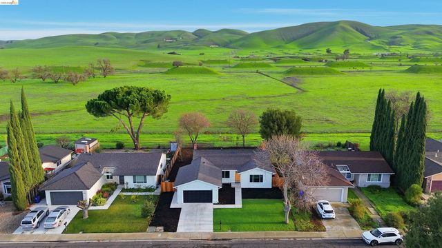 1832 Elkwood dr, Concord, CA 94519