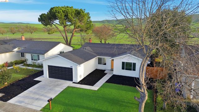 1832 Elkwood dr, Concord, CA 94519