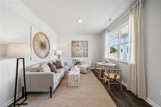 126 Gallop WAY, Yorktown, VA 23690