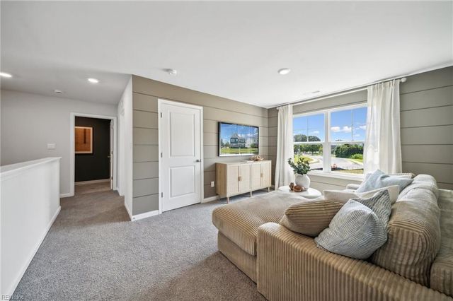 126 Gallop WAY, Yorktown, VA 23690