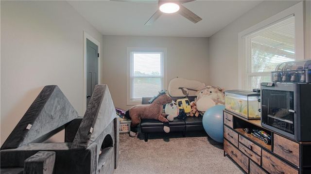 19807 NE 192ND Street, Holt, MO 64048