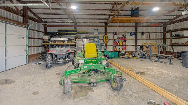 19807 NE 192ND Street, Holt, MO 64048