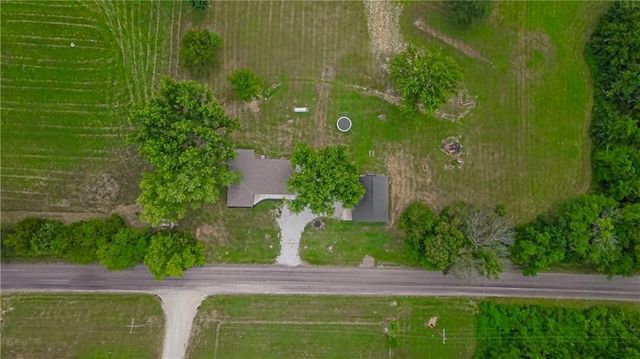 19807 NE 192ND Street, Holt, MO 64048