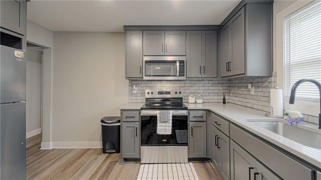 19807 NE 192ND Street, Holt, MO 64048