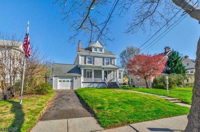 132 W 6Th Ave, Roselle Boro, NJ 07203