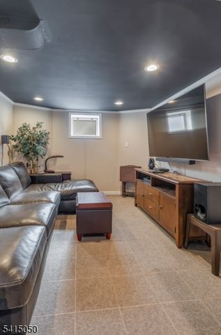 132 W 6Th Ave, Roselle Boro, NJ 07203