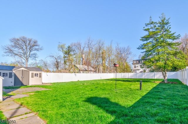 132 W 6Th Ave, Roselle Boro, NJ 07203