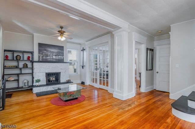 132 W 6Th Ave, Roselle Boro, NJ 07203