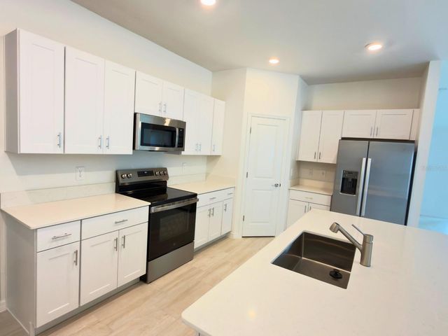 2318 ALLIUM ROSEUM LANE, Plant City, FL 33565